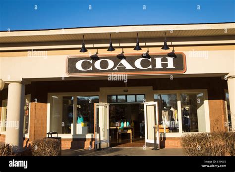 coach outlet tanger mall